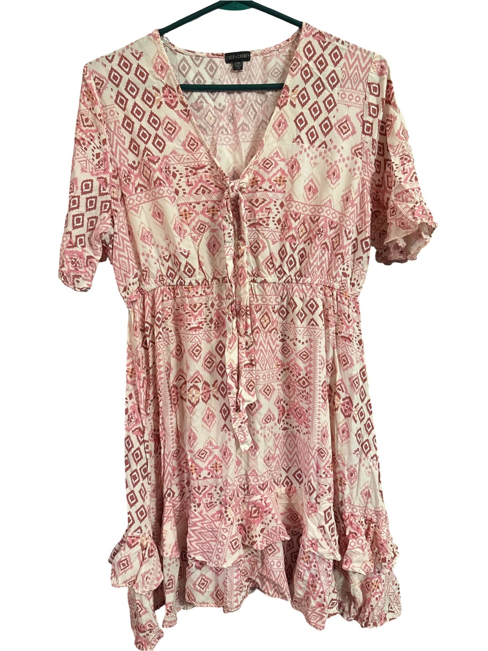 Coco + Carmen Women's Geometric Ikat Print V-Neck Blouse Size L/XL